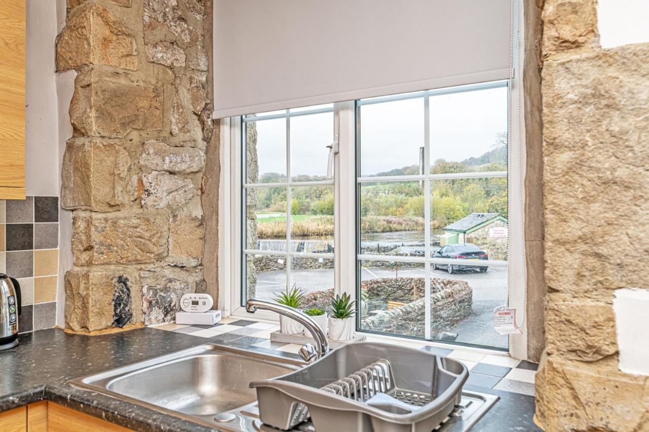 Scalebar Bridge End Mill Apartman Settle Kültér fotó